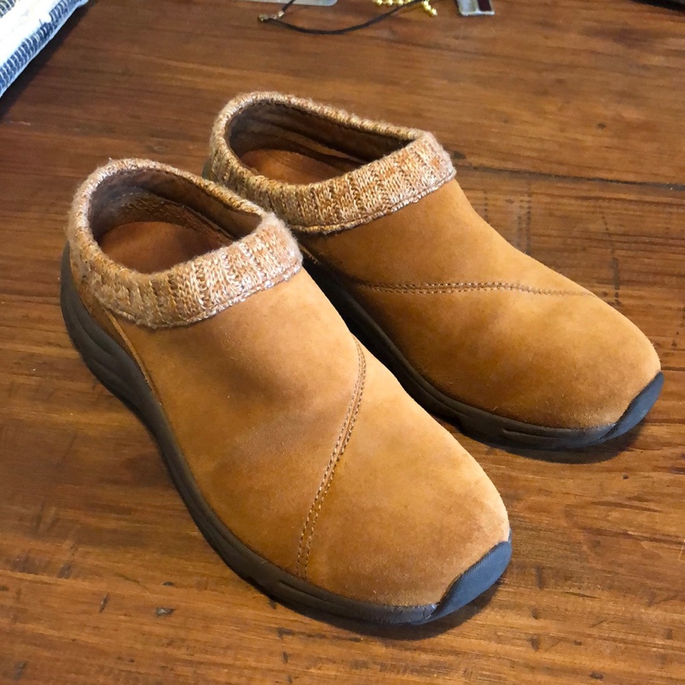 Vionic Arbor Clogs - image 1